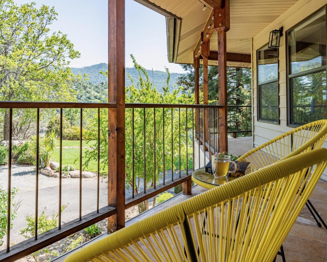 Secluded Mtn Top Family Haven W/Views Spa & Arcade Трі-Риверс Екстер'єр фото
